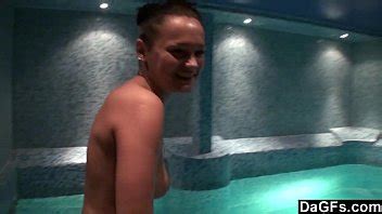 Dagfs Pareja joven divirtiéndose durante sus vacaciones XVIDEOS