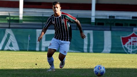 Fluminense renova contrato Wisney até o fim de 2022 fluminense ge