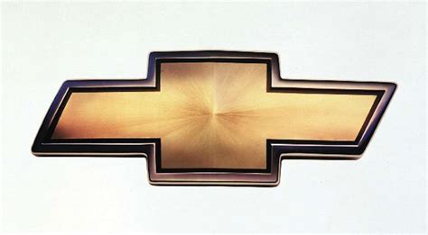 Trace The 100 Year Evolution Of Chevrolets ‘bowtie Logo And The