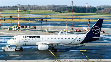 Flughafen Hamburg Nächster Lufthansa Streik Dutzende Flüge fallen aus