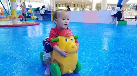 How to make baby happy #happybaby #babycute - YouTube