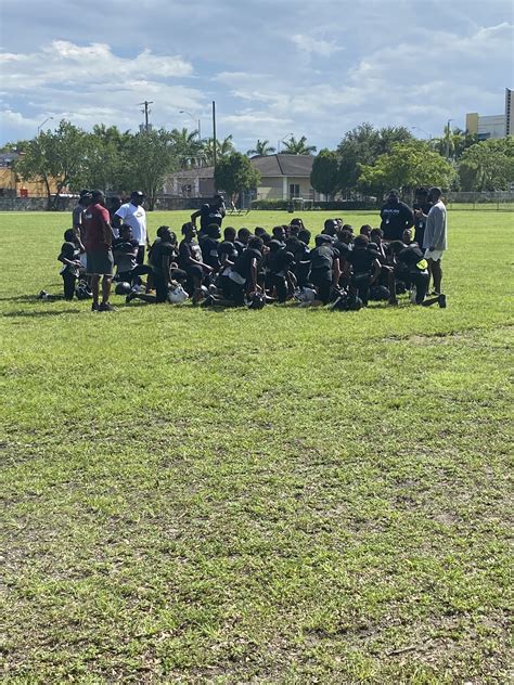 DeMarcus Van Dyke on Twitter: "I was an honorary coach today for the