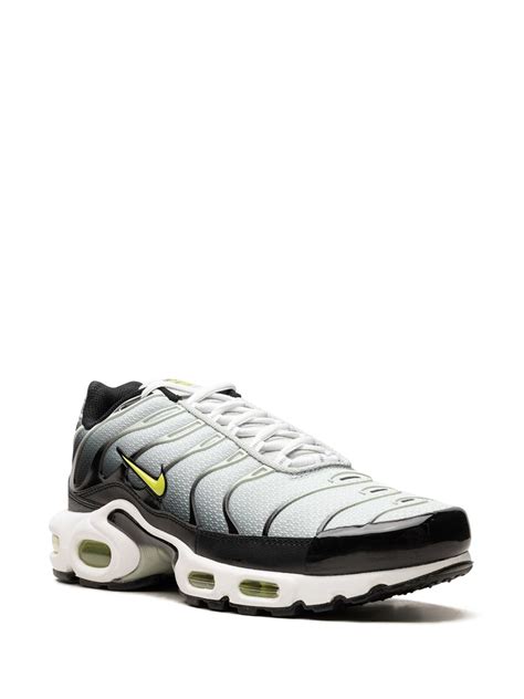 Nike Air Max Plus "Bright Cactus" Sneakers - Farfetch