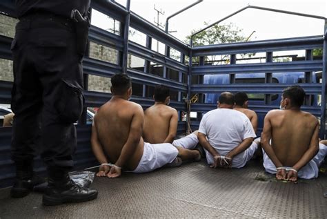 El Salvador Locks Up 50000 For Alleged Gang Ties Extends Suspension