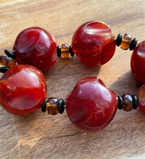 Vintage Cherry Amber Bakelite Beaded Necklace Gem