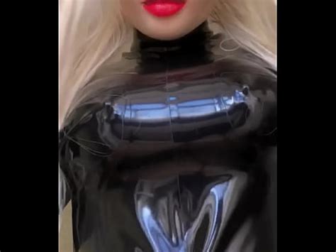 Latex Doll Squeezing Her Silicone Boobs XVIDEOS