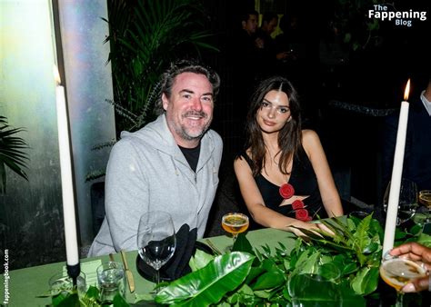 Emily Ratajkowski Emrata Nude The Fappening Photo