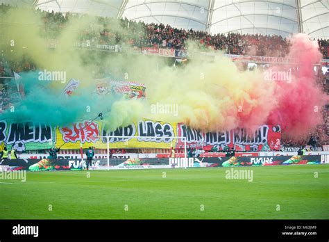 Stuttgart Deutschland 24th Feb 2018 Stuttgarter Fans Zuenden