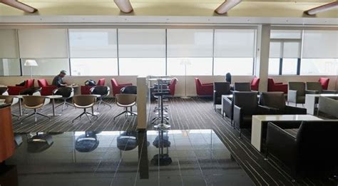 Review: Qantas Business Class Lounge Auckland