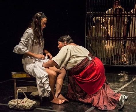 Pensador Teatral Yerma Hay un niño en la calle