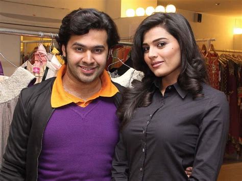 Sofia Mirza Pakistani Actress Model And Host Very Hot And Beautiful Stills Free Wallpapers