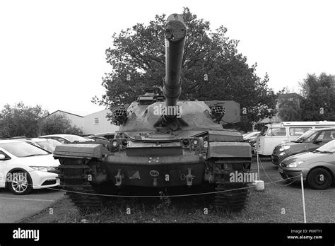 Chieftain Tank Hi Res Stock Photography And Images Alamy