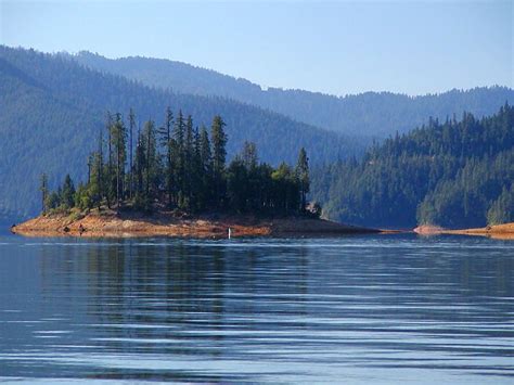 Trinity Lake Northern California Houseboating Paradise