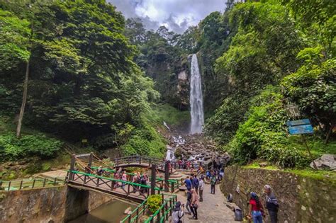 Menjelajahi Keindahan Wisata Terbaru 2024 Air Terjun Grojogan Sewu