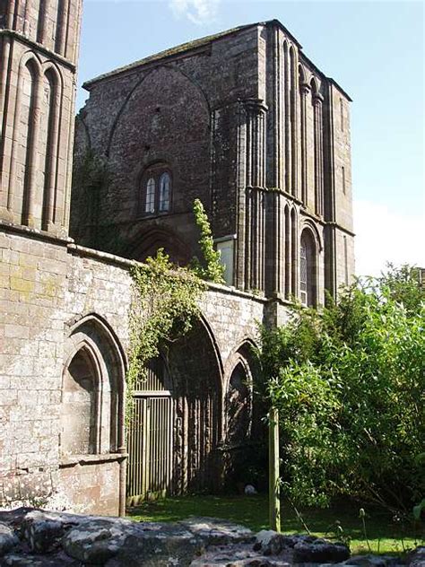 Llanthony Priory