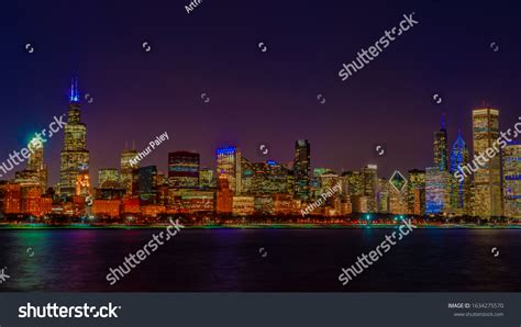 432 Chicago Skyline Winter Night Images, Stock Photos & Vectors | Shutterstock