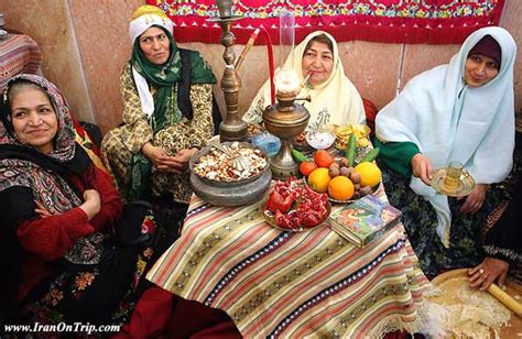 Celebrating Yalda Night – Iran On Trip