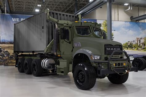 Mack Defense Construirá Tres Prototipos De Camión Pesado Para El Army