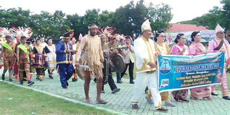 Kerukunan Poseangan Ikut Ramaikan Karnaval Festival Teluk Lalong