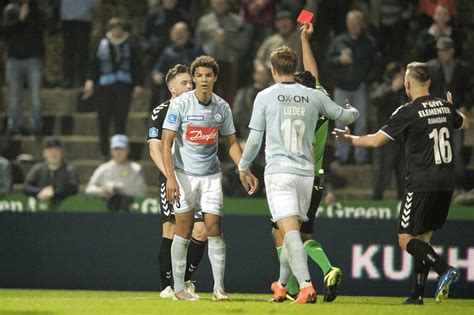 Superliga Tr Ner Var Rasende N Gtede At Tale Bt Fodbold Bt Dk