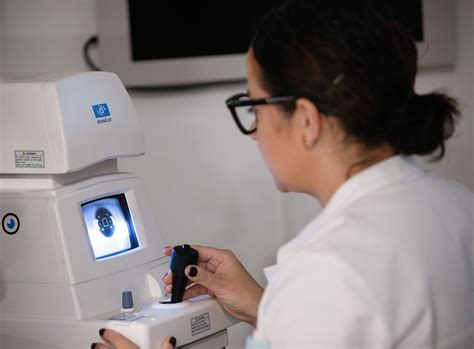 El Glaucoma Una Enfermedad Común Y Silenciosa Óptica Alonso