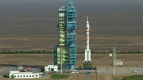 China Shenzhou 9 rocket launch - BBC News