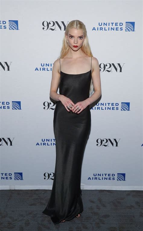 Anya Taylor-Joy Looks Out of This World in This Golden Schiaparelli