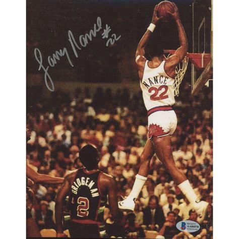 Larry Nance Signed Suns 8x10 Photo Beckett COA Pristine Auction