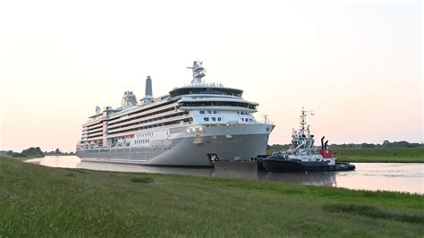 Meyer Werft übergibt Kreuzfahrtschiff an Reederei WELT