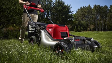 What Is A Self Propelled Lawn Mower A Guide To Effortless