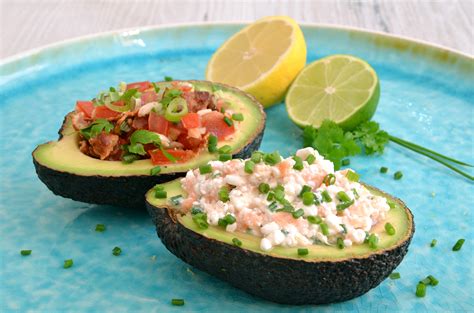 Gefüllte Avocado Rezepte I Mit Räucherlachs oder Bacon