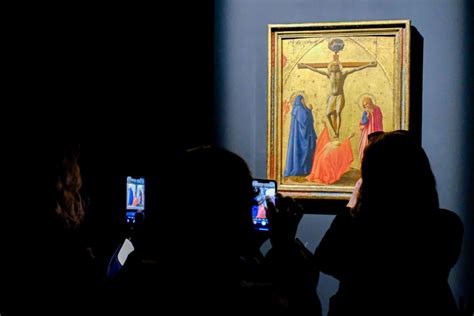 Masaccio La Crocifissione Dal Museo E Real Bosco Di Capodimonte Al