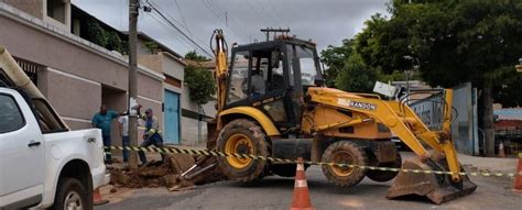 Abastecimento de água comprometido em três bairros devido a rompimento