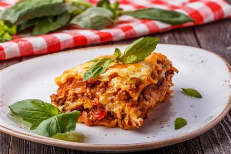 Lasagne Alla Bolognese La Ricetta Classica Infallibile Ricette Al Volo