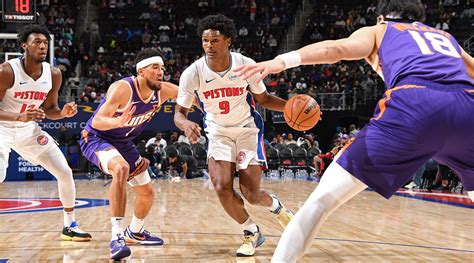 Thompsons Summer League Impact Carries Over To Pistons Preseason Debut