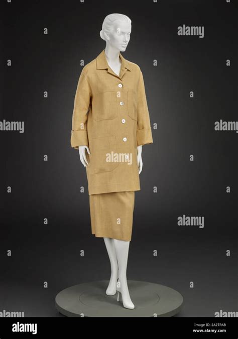 Hot Sexy Clare Potter Bikini Pics