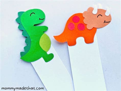 Adorable Dinosaur Bookmarks (With Printable Template)