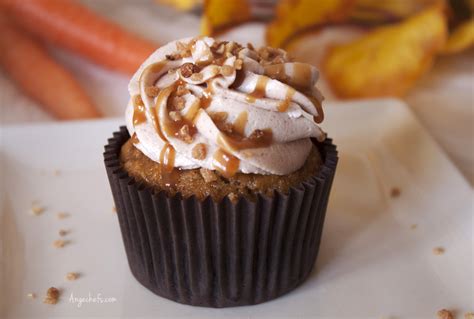 Cupcakes De Zanahoria Con Frosting De Queso Crema Y Canela Angechefs