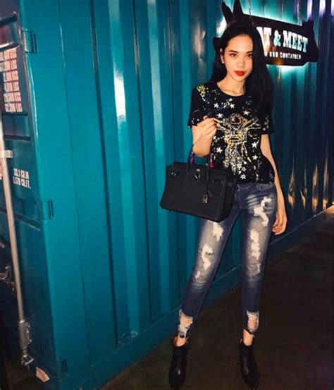 4 hot mom nổi tiếng cực xinh đẹp và sang chảnh khiến ai cũng phải ghen tị