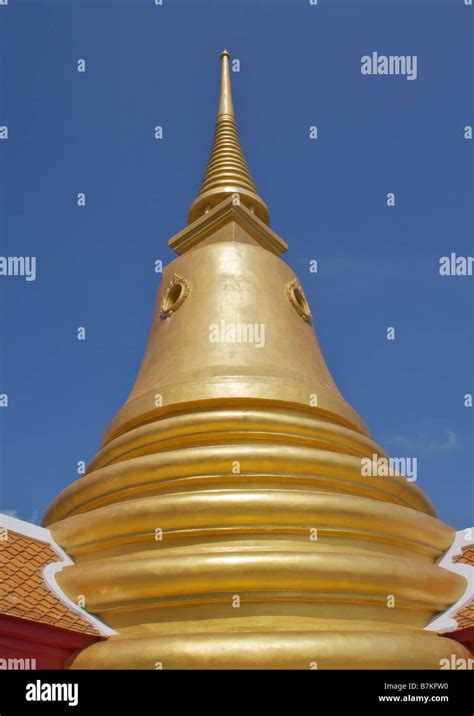 Buddhist Temple Chaweng Koh Samui Stock Photo Alamy