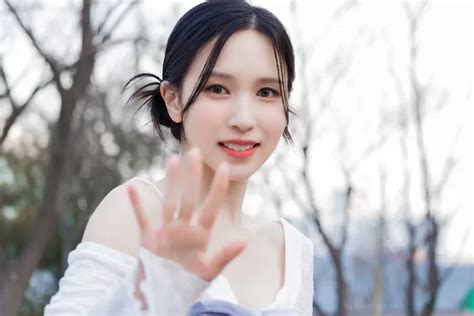 Profil Dan Biodata Mina TWICE Idol Yang Akan Debut Sub Unit Jepang