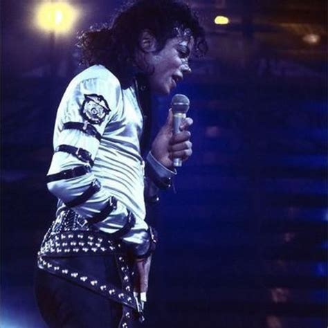 Stream Michael Jackson Bad Tour Live Munich 1988 by Hernando Mansilla ...