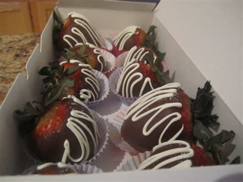 Alexandria's Creations: Chocolate Covered Alcohol Infused Strawberries