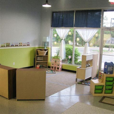 New Wonders Discovery Center Daycare In Kalamazoo Mi Winnie