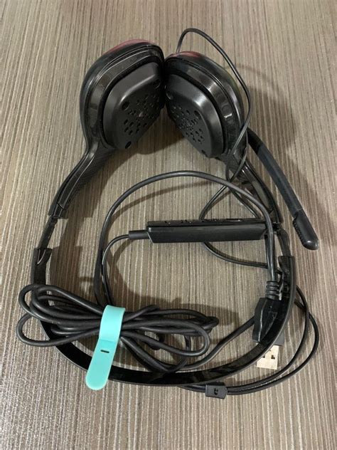 Plantronics Noise Cancelling Headset Audio Headphones And Headsets On Carousell