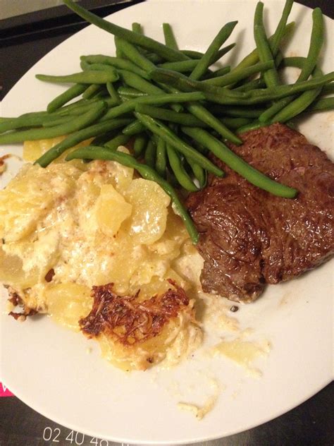 Gratin Dauphinois Haricots Verts Frais Et Filet De Boeuf Food Beef