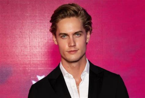 Neels Visser Wiki Net Worth Dating Girlfriend Height