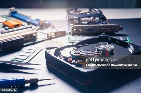 Hdd Parts Photos and Premium High Res Pictures - Getty Images