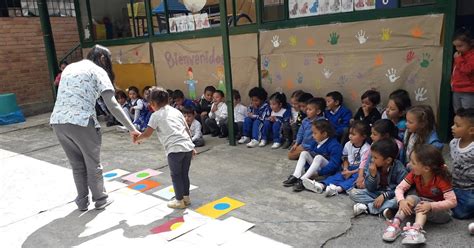 Colegio Manuela Beltr N Primera Infancia Los Colores Divertidos