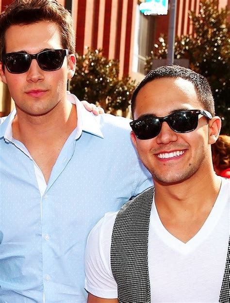 James And Carlos My Favorites 😍😍😍 Big Time Rush James Maslow Carlos